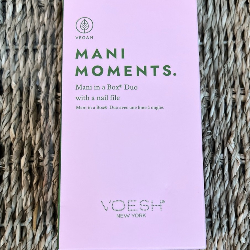 VOESH New York Mani Moments